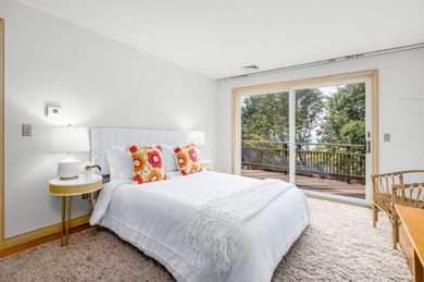 Waterfront contemporary luxury on a private lane in the coveted - photo 25