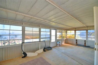 Lakefront home on Lake Reedy.  This 3 bedroom 1 bath concrete - photo 29