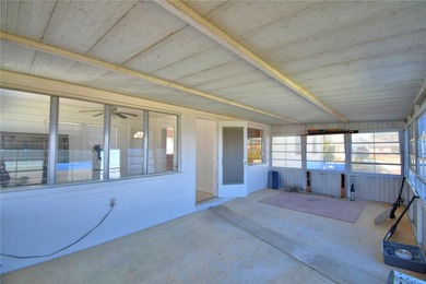Lakefront home on Lake Reedy.  This 3 bedroom 1 bath concrete - photo 31