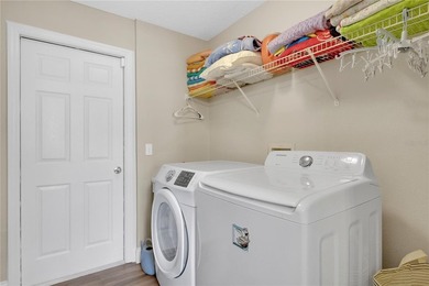 Welcome to your new home! This stunning 7-bedroom, 4.5-bathroom - photo 33