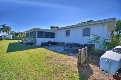 Lakefront home on Lake Reedy.  This 3 bedroom 1 bath concrete - photo 35