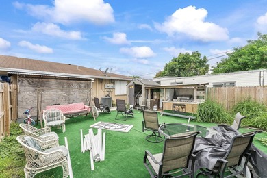 Exceptional investment opportunity! This centrally located CBS - photo 35