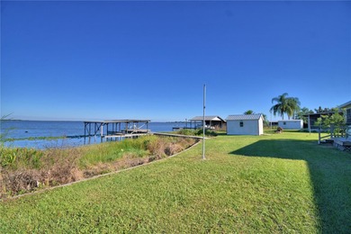 Lakefront home on Lake Reedy.  This 3 bedroom 1 bath concrete - photo 36