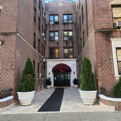 This 2 Bedroom 1 Bath Unit, Located In Prospect Lefferts Gardens - photo 1