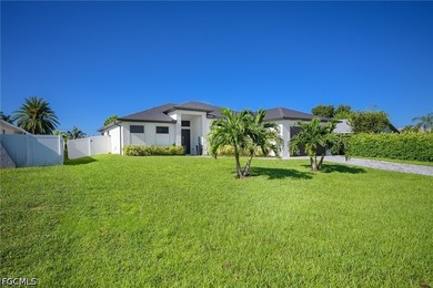Welcome to 920 SE 15th Ter in Cape Coral, a beautifully - photo 7