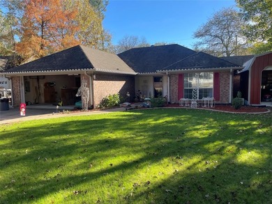 Lake Home For Sale in Holly Lake Ranch, Texas