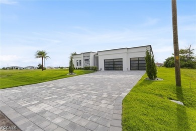 Luxury Waterfront Masterpiece | Direct Gulf Access. Discover an - photo 3