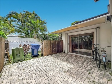 Welcome to this charming Fort Lauderdale home located at 2216 NE - photo 7