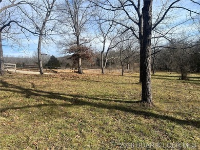 This is a beautiful setting close to town but yet private. This - photo 24