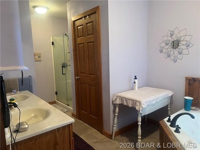 This is a beautiful setting close to town but yet private. This - photo 36
