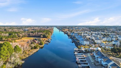 True Intracoastal Waterway living - with your own boat slip and - photo 38