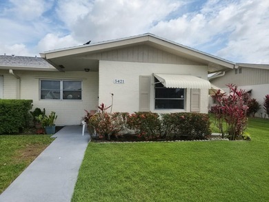 Welcome to the Cypress Lakes Active 55+ community, where you can - photo 1