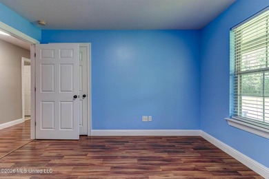 Experience the perfect blend of privacy, space, and scenic - photo 40
