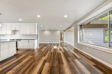 Country Living with Mountain Views - Fully Remodeled Home on 2 - photo 11