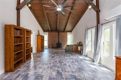 Rare opportunity to own a true riverfront property. Offering - photo 16