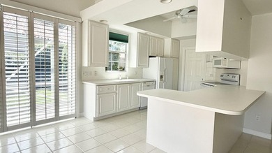 One of the community's most beloved floor plans, the Oakmont - photo 16