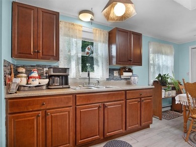 Welcome to this charming lakeside retreat tucked away on a - photo 20