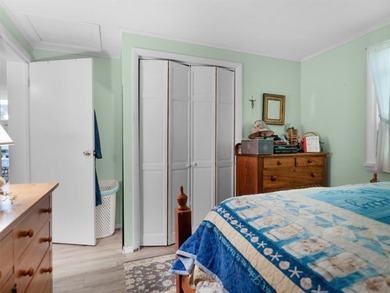 Welcome to this charming lakeside retreat tucked away on a - photo 22