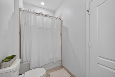 Welcome to this charming 4 bed, 3 full bath, 2 car garage home - photo 24