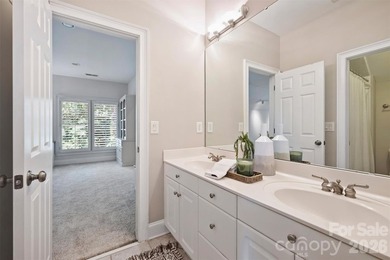 Perfectly positioned on a large, private, beautifully landscaped - photo 30