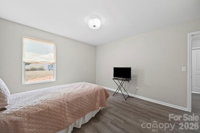 PRICE IMPROVEMENT!!! If you are looking for the perfect home - photo 32