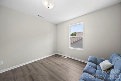 PRICE IMPROVEMENT!!! If you are looking for the perfect home - photo 33