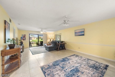 Welcome to your slice of SW paradise, this beautifully updated - photo 4