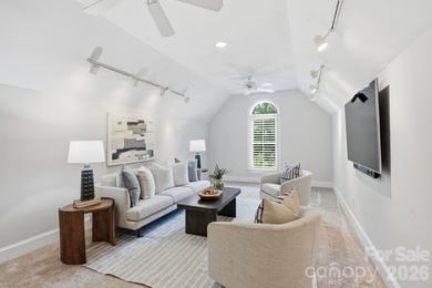 Perfectly positioned on a large, private, beautifully landscaped - photo 37