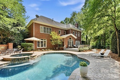 Perfectly positioned on a large, private, beautifully landscaped - photo 42