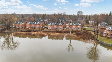 Elegante maison de ville riveraine sur 4 niveaux offrant une vue - photo 45