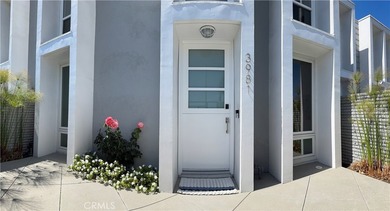 Modern luxury blends with Mid-Century in Weatherly Bay with a 25 - photo 2