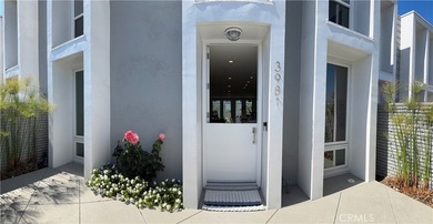 Modern luxury blends with Mid-Century in Weatherly Bay with a 25 - photo 3