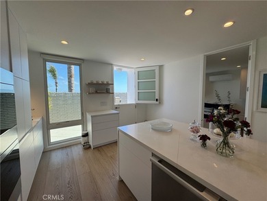 Modern luxury blends with Mid-Century in Weatherly Bay with a 25 - photo 8