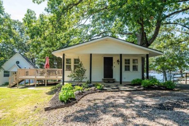 Lake Home For Sale in Hot Springs, Arkansas