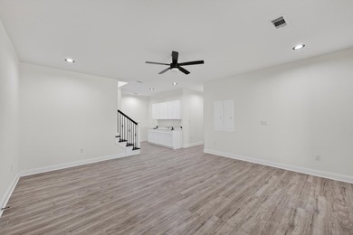 Beautiful brand-new 4 bedroom, 3.5 bath home located in the - photo 24