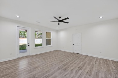 Beautiful brand-new 4 bedroom, 3.5 bath home located in the - photo 25
