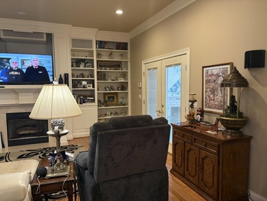 This rare listing on a 9 hole golf course, close to Red River - photo 31