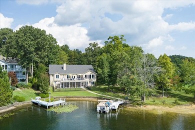 Lake Home For Sale in Crossville, Tennessee