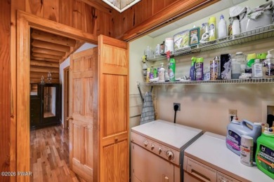 LAKEFRONT LOG HOME with 500+ feet of shoreline on 2.25 acres, NO - photo 13