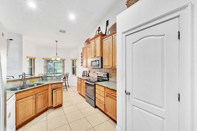 Spacious and well-designed 4-bedroom, 3-bath home with a 3-car - photo 19