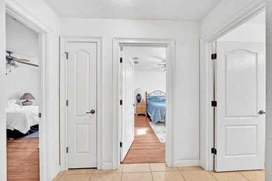 Spacious and well-designed 4-bedroom, 3-bath home with a 3-car - photo 21