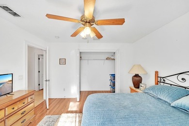 Spacious and well-designed 4-bedroom, 3-bath home with a 3-car - photo 25