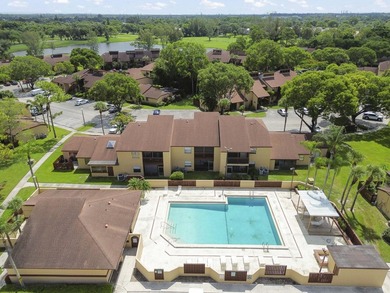Welcome to this charming two-bedroom, two-bathroom condominium - photo 27
