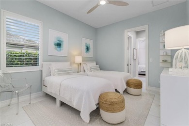 Turnkey furnished and beautifully upgraded, LAKE VIEW LUXURY - photo 28