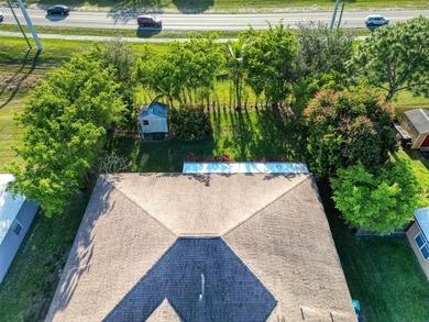 Spacious and well-designed 4-bedroom, 3-bath home with a 3-car - photo 37