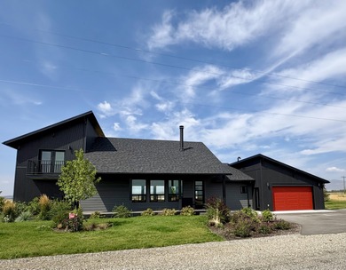 (private lake, pond, creek) Home For Sale in Blaine County Idaho