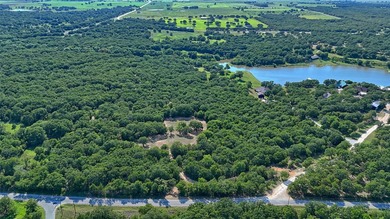 Waterfront acreage located on the west side of Lake Nocona and - photo 3