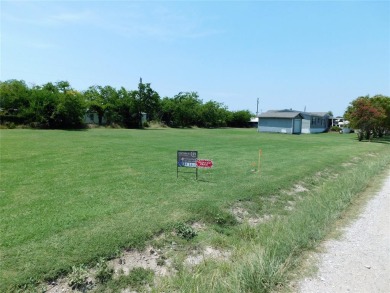 Lake Lot Off Market in Quinlan, Texas