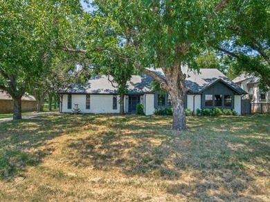 Lake Granbury Home For Sale in Granbury Texas