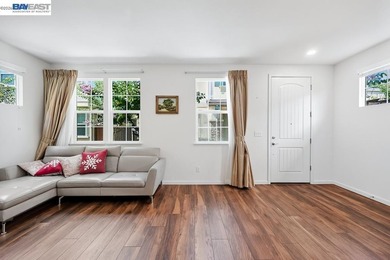 Fully owned Solar included! Welcome to this beautifully - photo 3